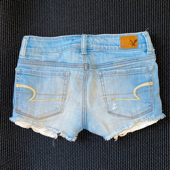 American Eagle Denim Shorts - Picture 2 of 5